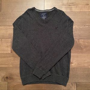 American Eagle v-neck sweater